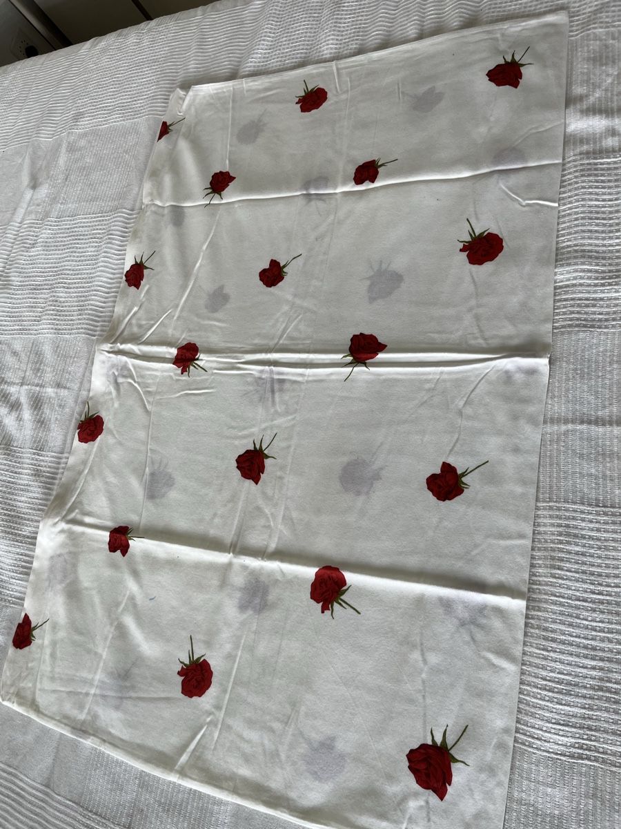 Biancheria da letto: Rosenmuster Bettwäsche 148x200cm – Usato da Basel venduto da JJ.Elena 3