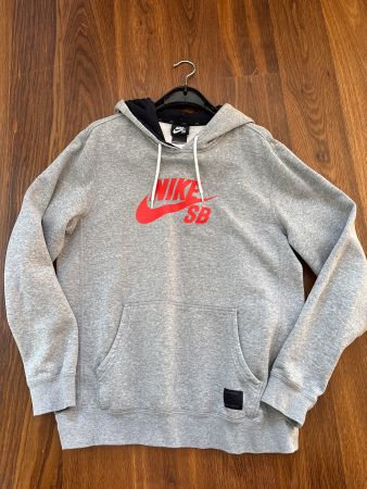 Nike SB Hoodie - grau Gr. M