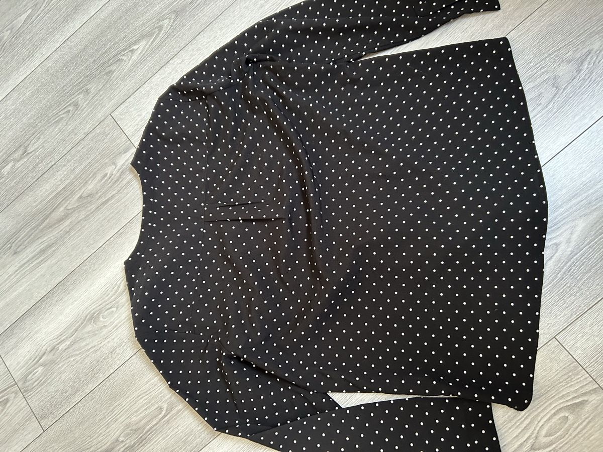 Camicette: Chemisier à pois blanc, taille L – Usato da Genève venduto da and_k79x 4