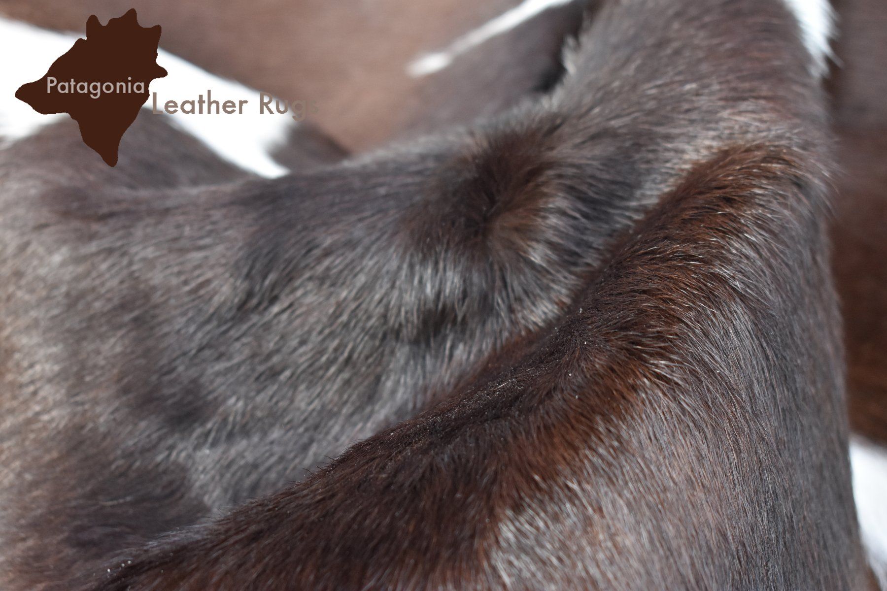 Tapis: echtes Kalbfell – Neuf avec emballage d'origine à Arbedo par patagonialeatherrugs 2