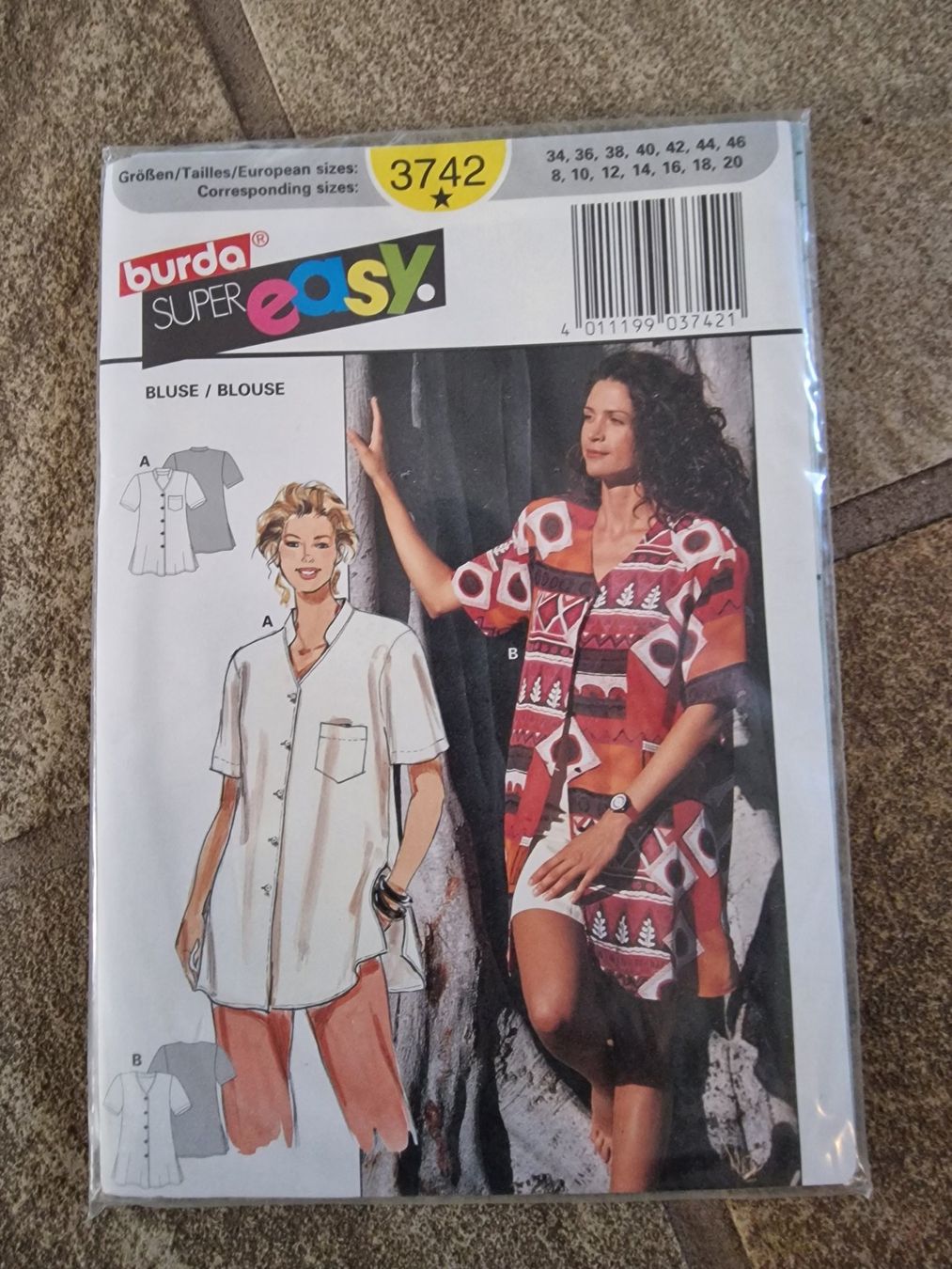 Patrons: Burda Schnittmuster Damen-Bluse – Neuf avec emballage d'origine à Wangen ZH par SIBIRO