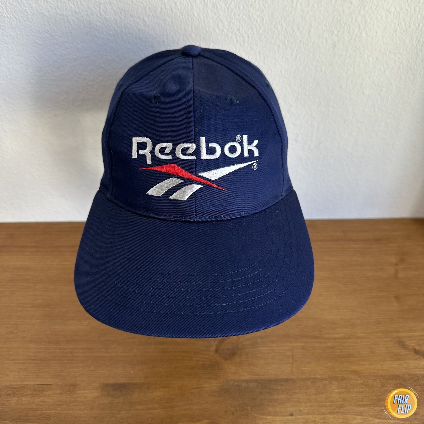 Reebok Hüte, Mützen & Caps: Vintage Reebok Vector Snapback Cap – Gebraucht aus Luzern von fairflip 1
