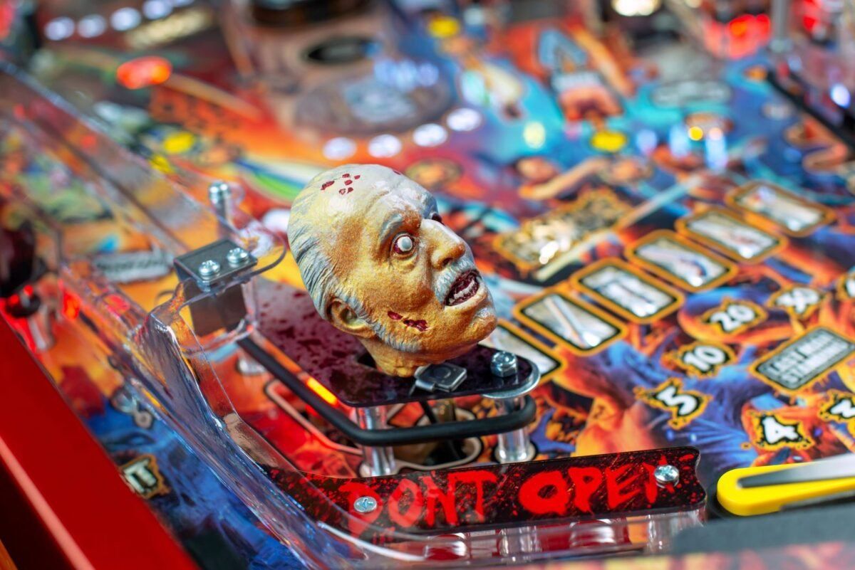 Stern Pinball Flipperkästen: The Walking Dead Remastered LE – Neu (gemäss Beschreibung) aus Schalunen von schwabspielautomaten 8