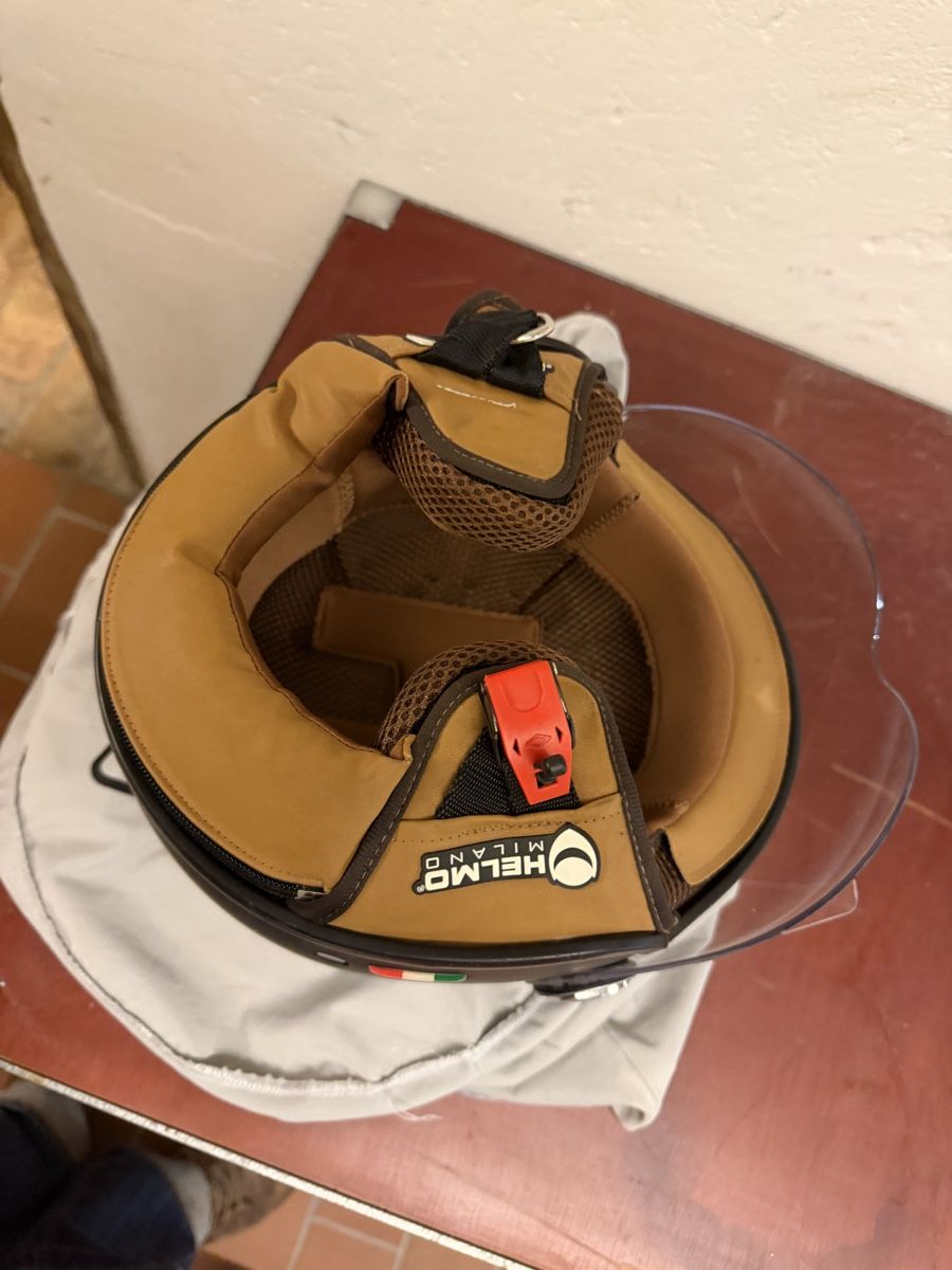 Caschi & visiere: HELM HELMO MILANO – Usato da Basel venduto da zove 3