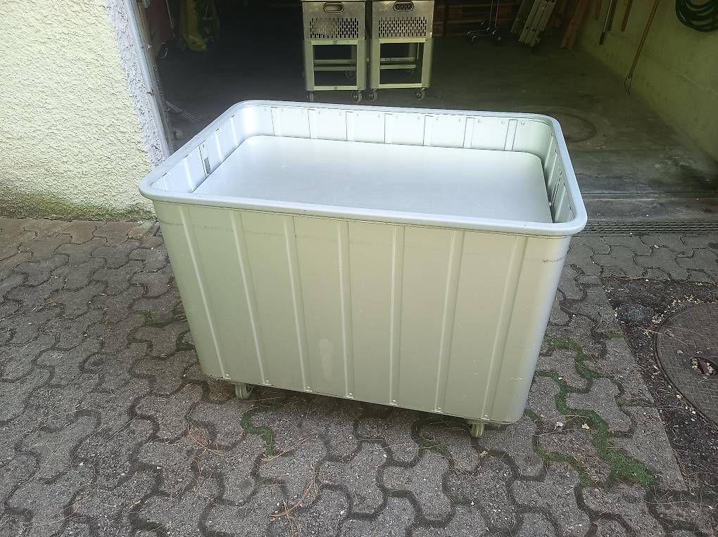 Banconi: Chariot robuste en aluminium à hauteur réglable – Usato da Crissier venduto da pattra