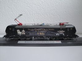 Märklin digital HO. locomotive avec vitrine, certificat