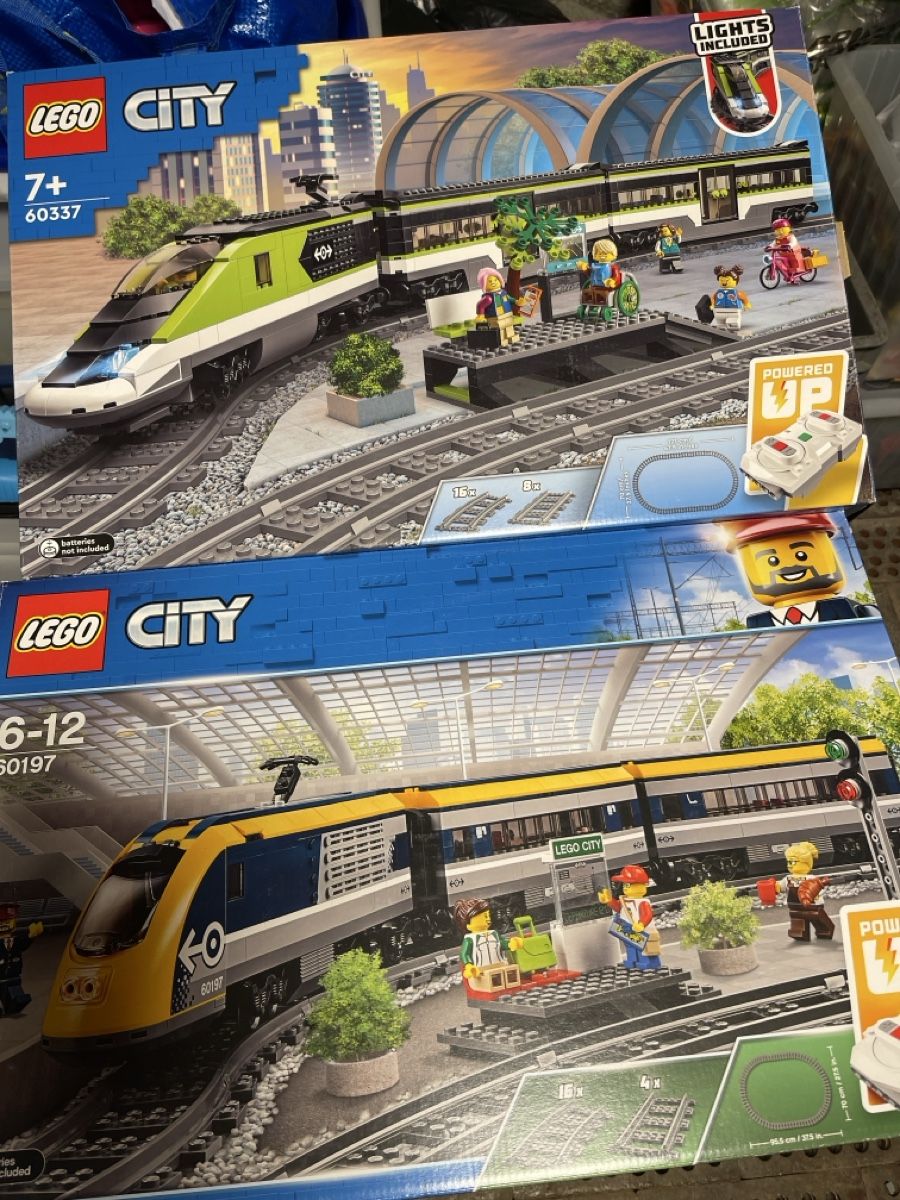 Lego Giocattoli: LEGO- 2 lere Eisenbahn schachteln – Usato da Gelterkinden venduto da cobra0110
