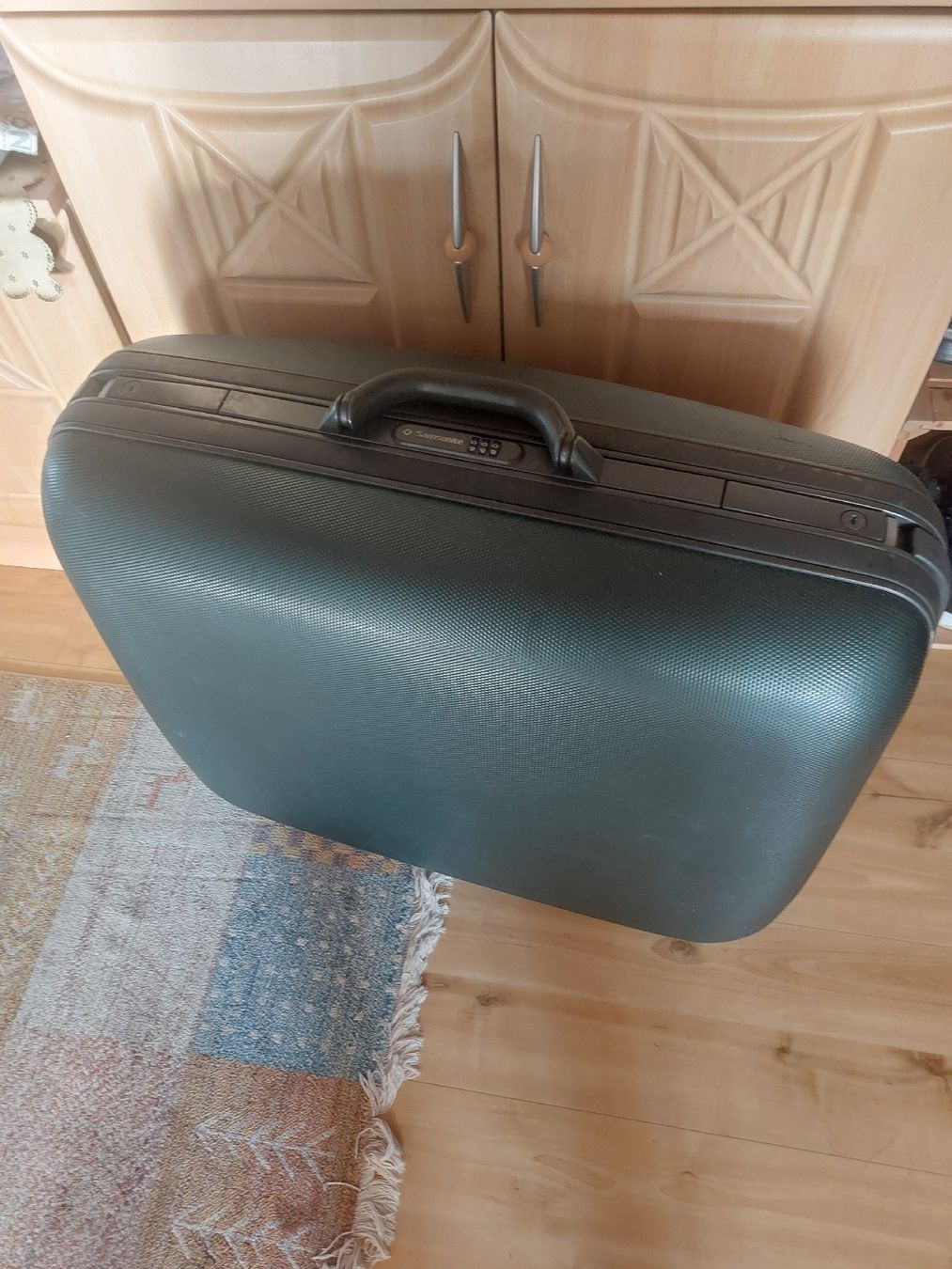 Reisekoffer: Schalenreisekoffer – Gebraucht aus Landquart von Cedes