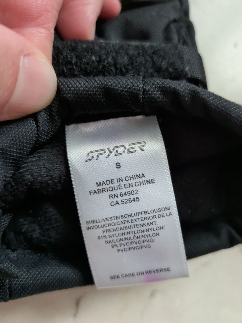 Spyder Guanti: Spyder Skihandschuhe Kinder, Schwarz, Grösse S – Usato da Hinteregg venduto da Pribezh 2