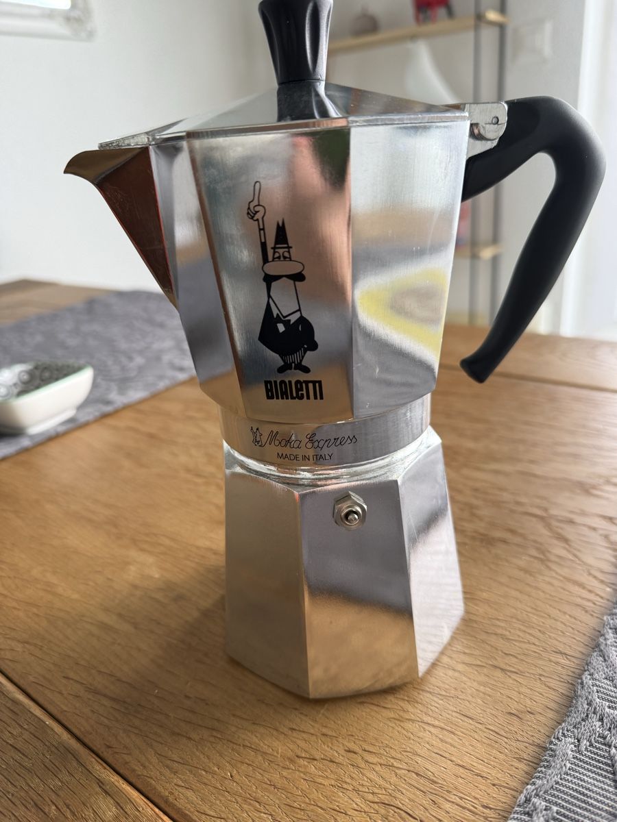 Bialetti Macchine per caffè & Macchine per espresso: Bialetti Moka Express Espressokocher. neu – Nuovo (secondo la descrizione) da Sirnach venduto da sirni 1