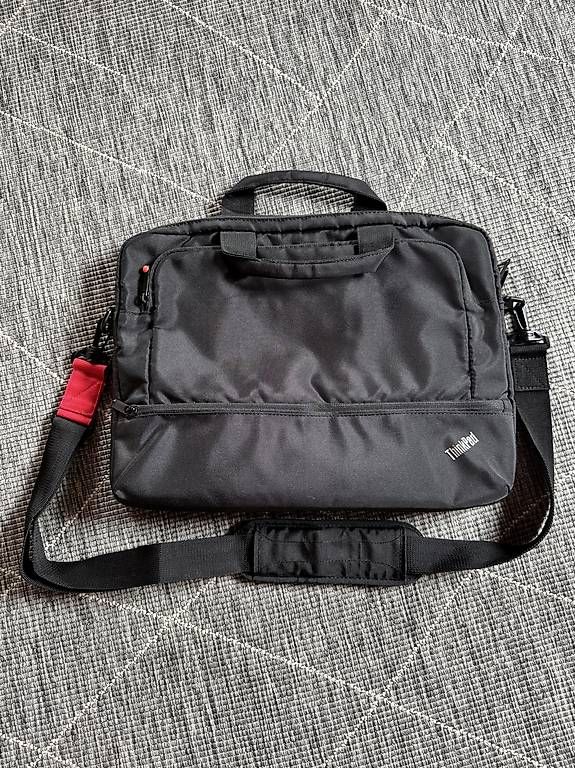 Borse: Think Pad Laptop Tasche (neu) – Usato da Zürich venduto da men_l775
