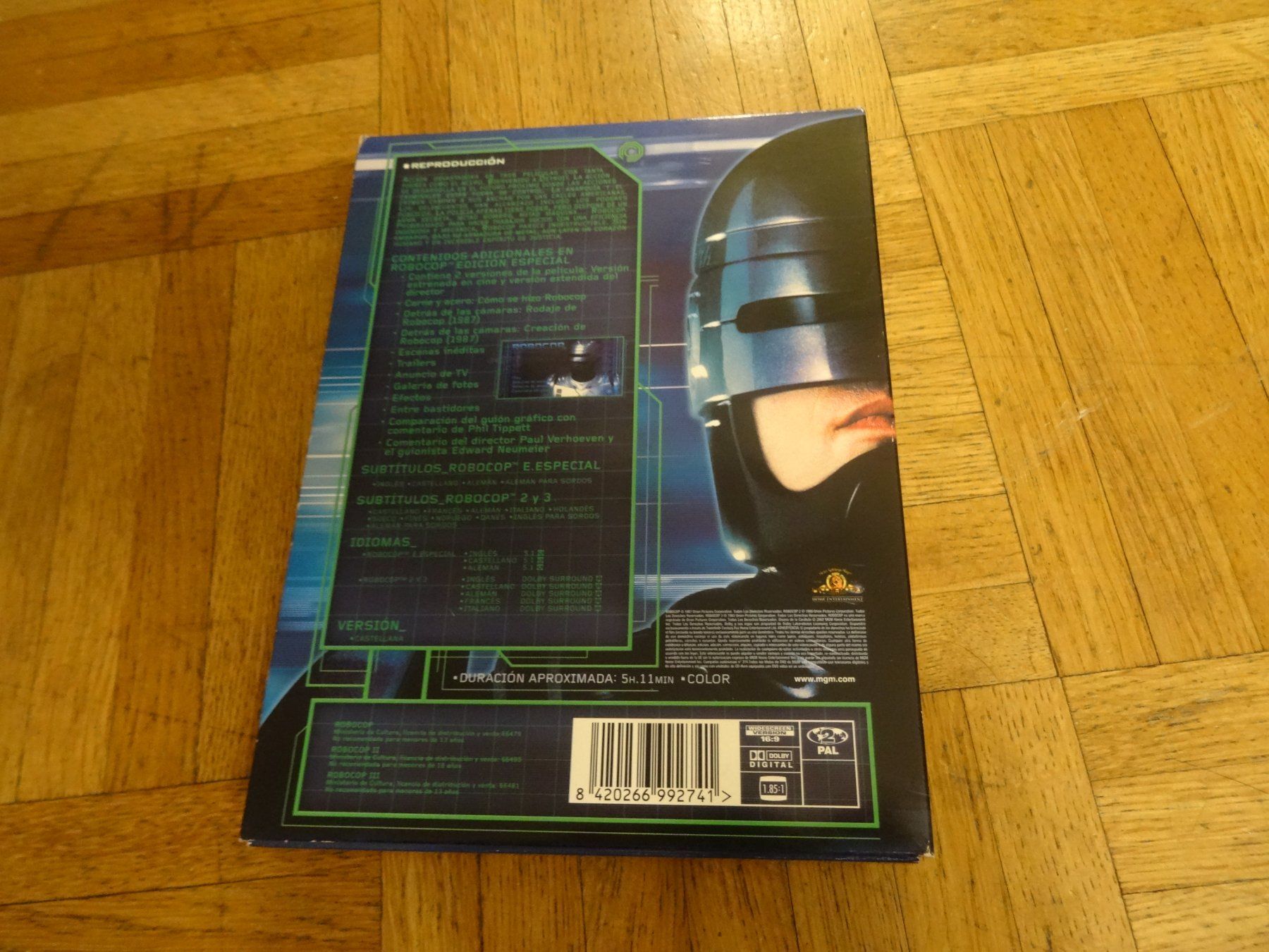 Tutti i DVDs: RoboCop - Trilogie DVD Box – Usato da Olten venduto da Disc-Verkauf 1