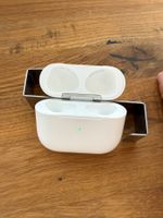APPLE AirPods 3 Charging Case
