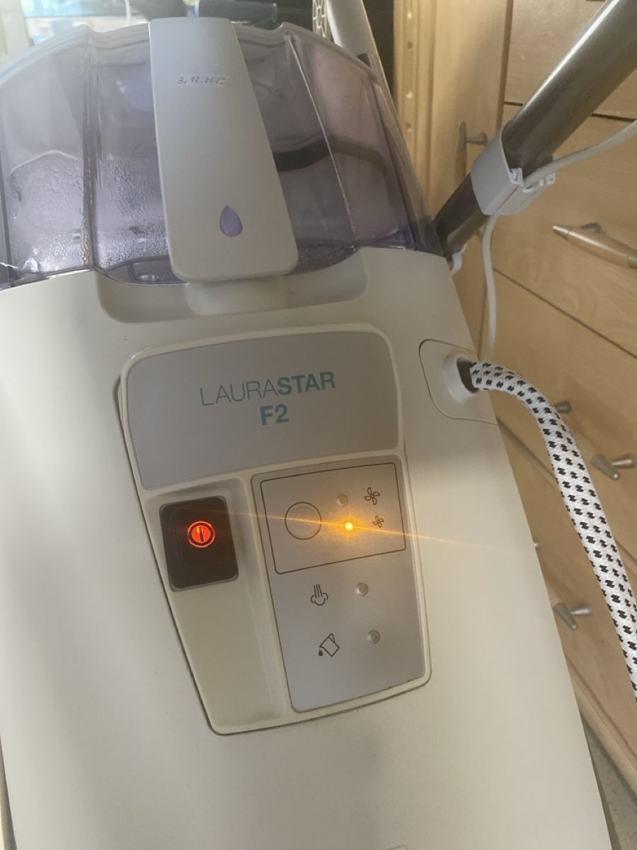 Laurastar Bügeleisen: Laurastar F2 – Gebraucht aus Olten von radan48 5