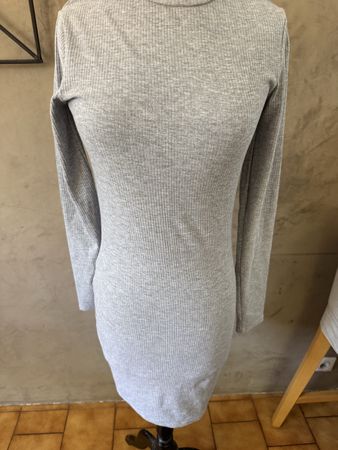 Robe moulante grise FB Sister, taille M, comme neuve