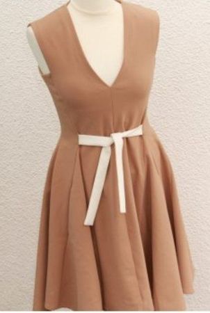 WUNDERSCHÖNE Maje kleid braun