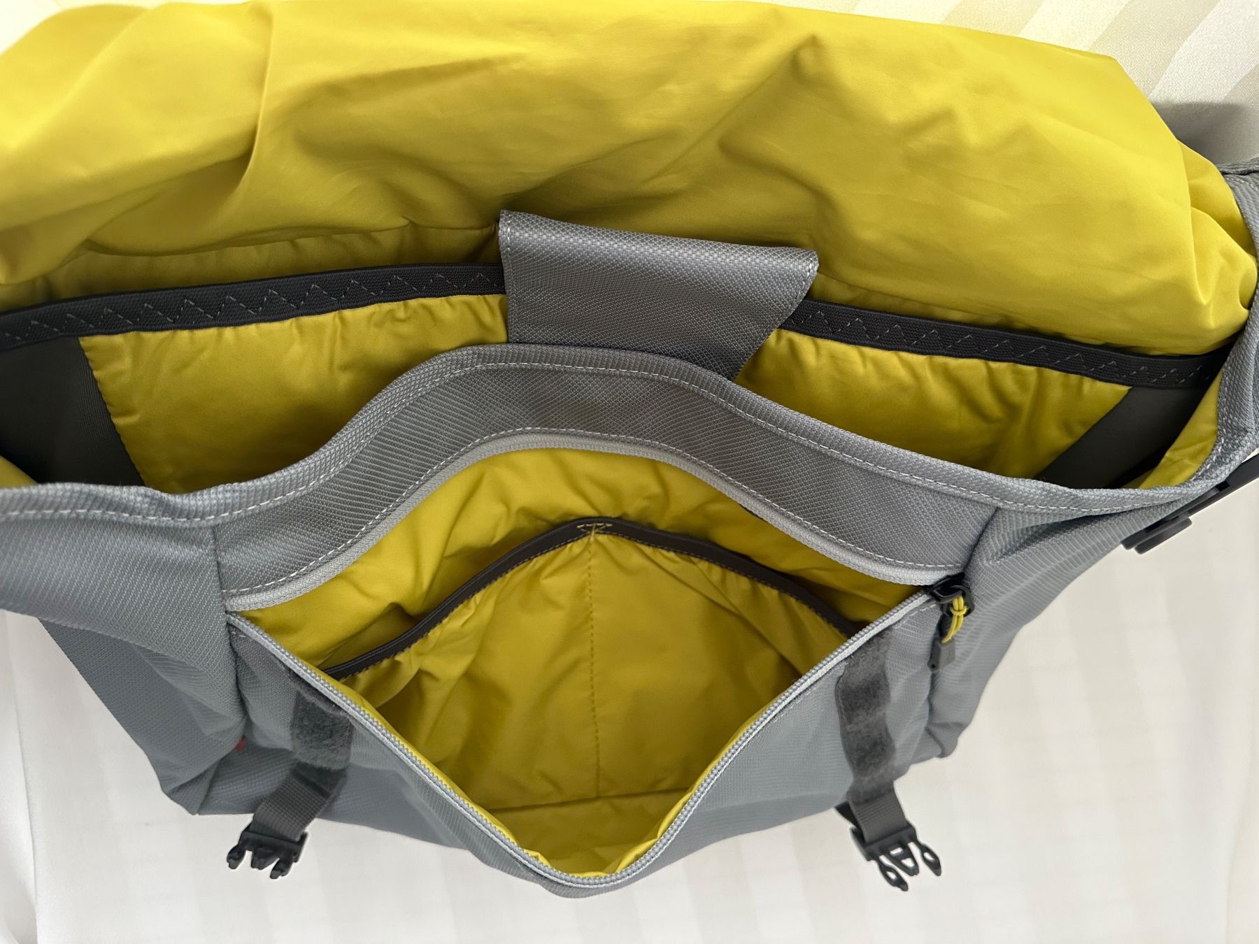 Vaude Borse: VAUDE Laptoptasche mit Regenschutz & Schultergurt – Usato da Zürich venduto da cha_p2pt 4