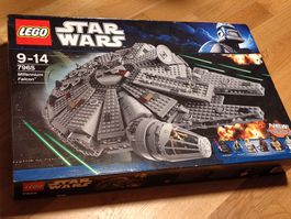 Lego Star Wars 7965 Millennium Falcon 2013 + Original Box