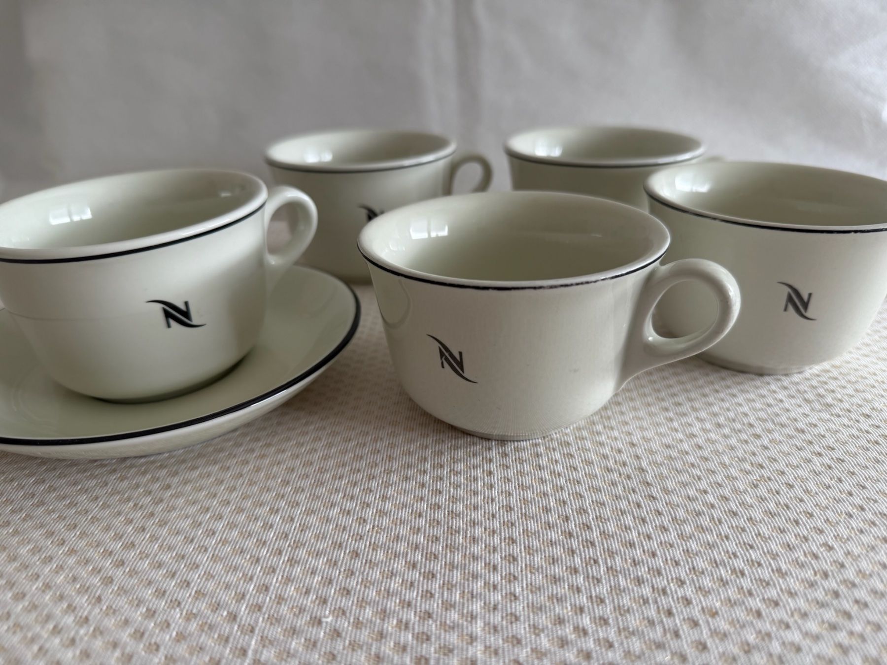 Nespresso Tazze: Nespresso - N - tasses cappuccino – Usato da Sion venduto da accroshoes 1