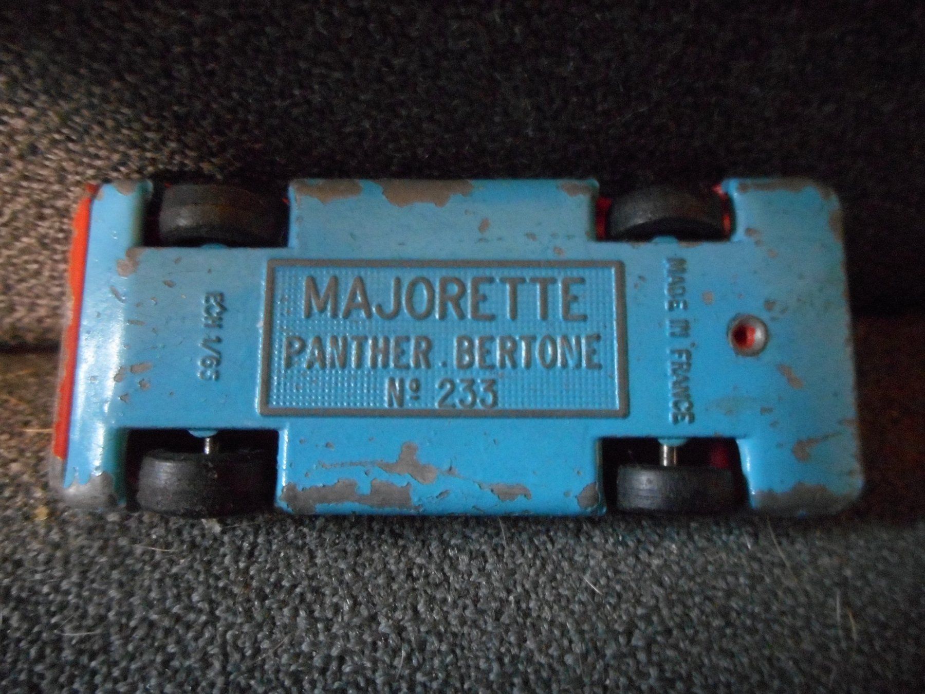 Majorette Modellini d'auto: Majorette Panther Bertone – Usato da Bretzwil venduto da gbfluck 4