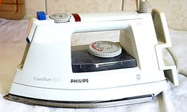 Bügeleisen Philips Comfort 300