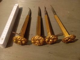 4 geschmiedete Nägel mit Messing Verzierung