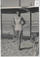 Badenixe am Strand von Italien