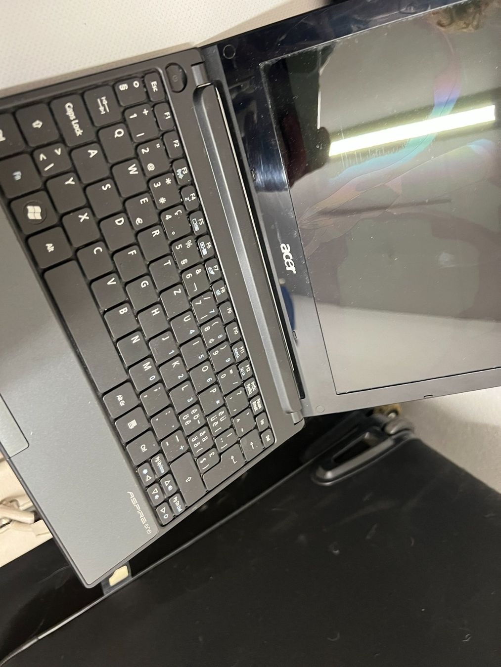 Acer Notebooks: Acer Aspire One D255 Netbook 10" Windows 7 gebraucht – Gebraucht aus Volketswil von Lootington_Post 1