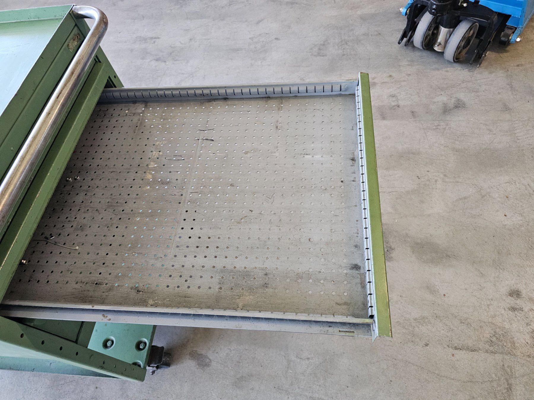 Lista Tous les outils: Werkzeugwagen Lista – D'occasion à Oberburg par herkules69 7