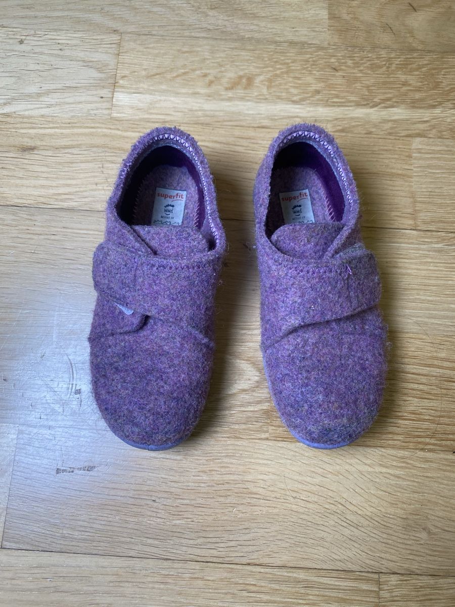 Superfit Scarpe per ragazze: Superfit Hausfinken 25 – Usato da Zürich venduto da Mariaov