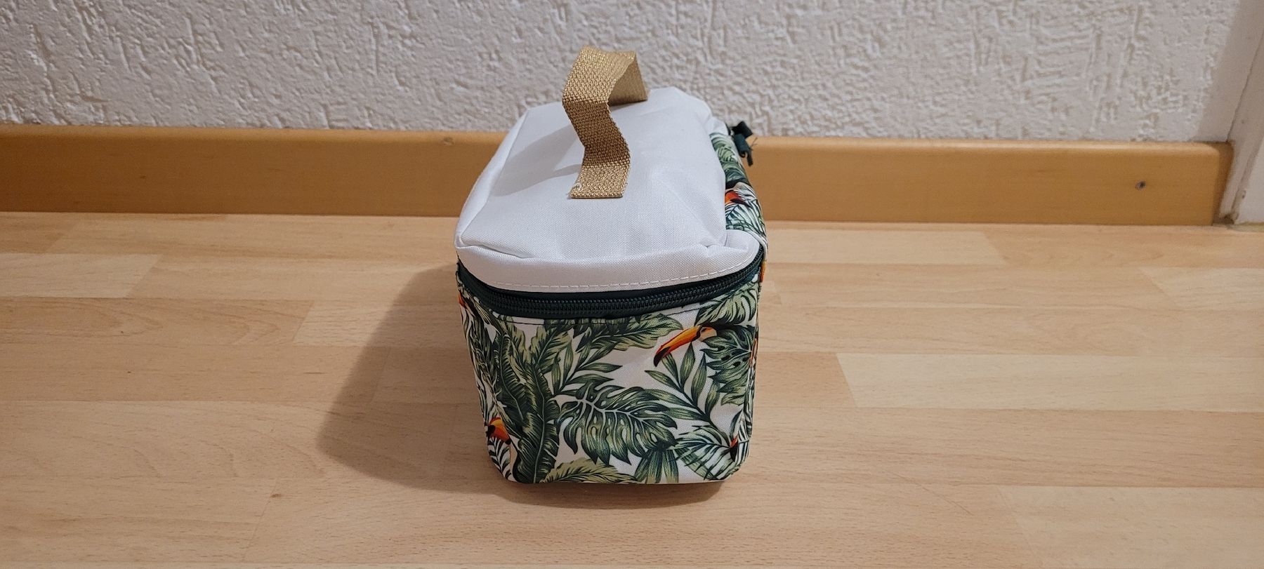 Custodie per cosmetici: Necessaire – Nuovo (secondo la descrizione) da Schwyz venduto da Vesparider01 1