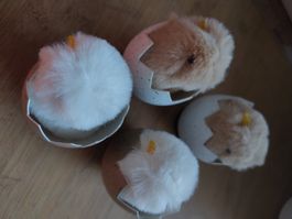 4 Küken Deko Ostern mit Eierschale neu weiss braun