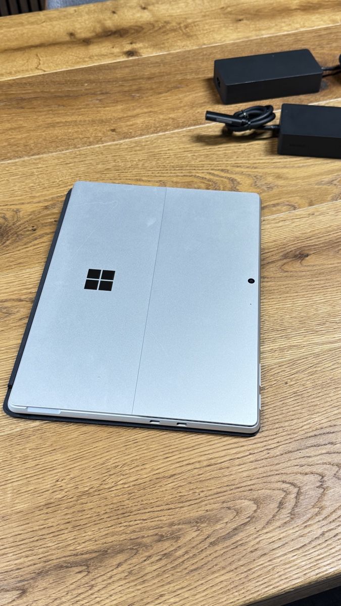 Microsoft Tablettes PC: Microsoft Surface 11 Pro – D'occasion à St. Gallen par Bata3535 4