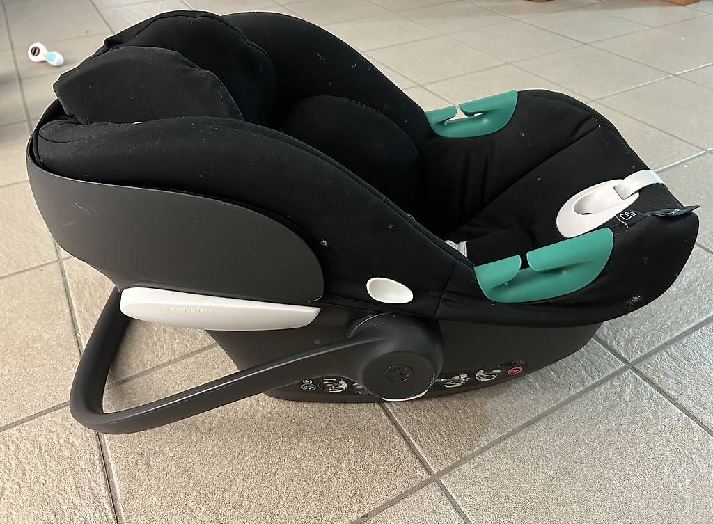 Cybex Seggiolini per auto: Cybex Aton B2 i-Size Babyschale Autositz – Usato da Schüpfen venduto da mbern09 3