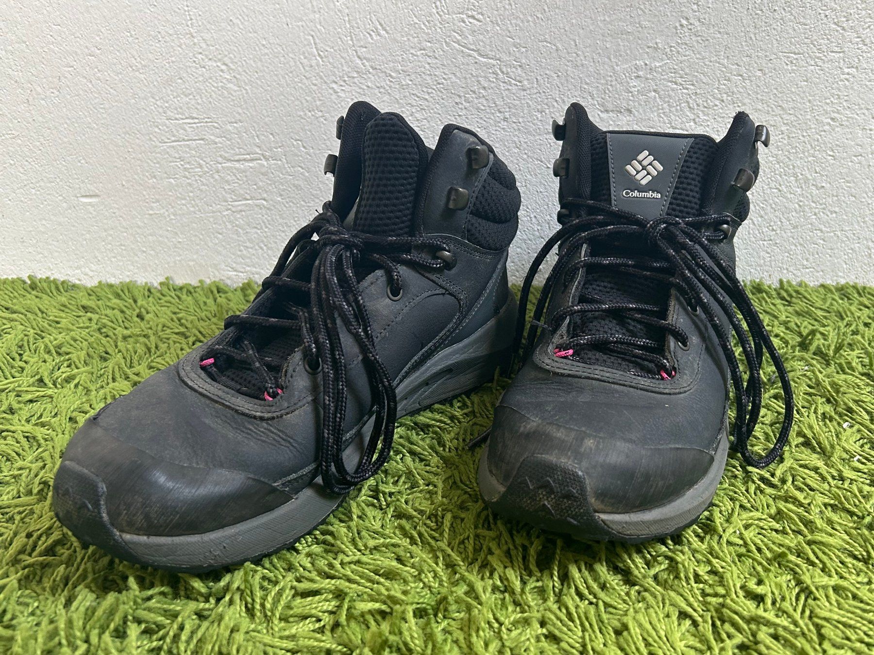Columbia Scarpe da donna: Columbia / Wanderschuhe (Gr.41) – Usato da Dietlikon venduto da Mankai