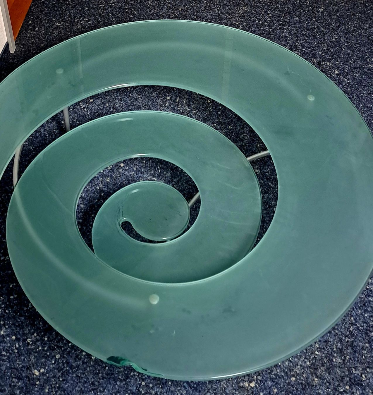 Bicchieri: Glas-Couchtisch, Spiral Design, Modern! – Usato da Dübendorf venduto da Tomirabbit 1