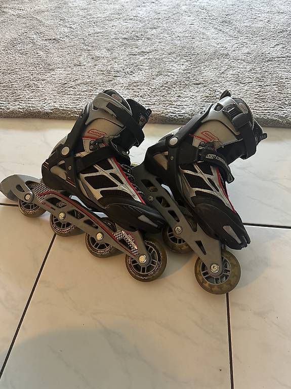 Patins à roul. & inline: Rollerblades – D'occasion à Steffisburg par jul_h5f7 3