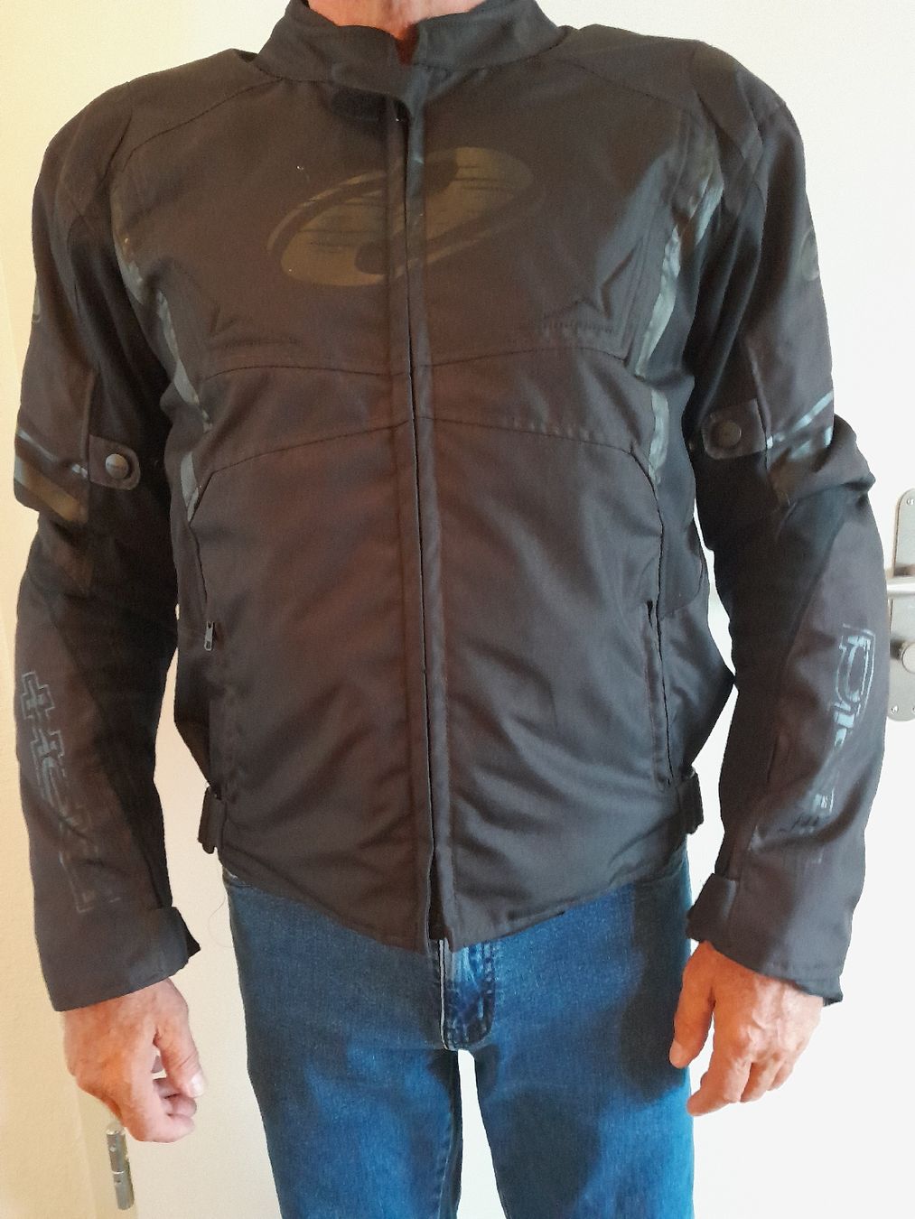 Held Giacche: Motorradjacke HELD XL eher L – Usato da Unterseen venduto da alf_w8qf