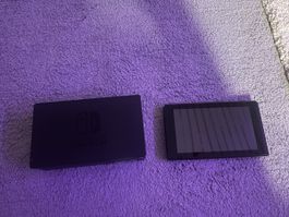 Nintendo Switch Konsole mit Dockingstation ohne Controller