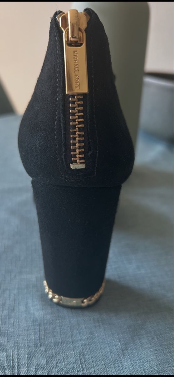 Michael Kors Damenschuhe: Wildlederpumps von Michael Kors  37 – Gebraucht aus Zürich von wil_g8st 5