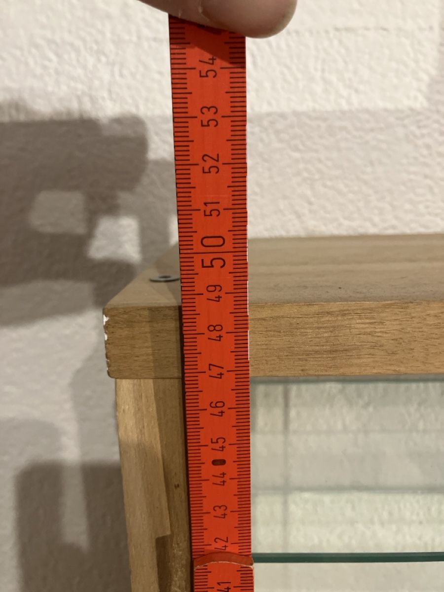Vitrinen: Vitrine Holz ca. H49x B48X T17cm – Gebraucht aus Spreitenbach von Strolch 1