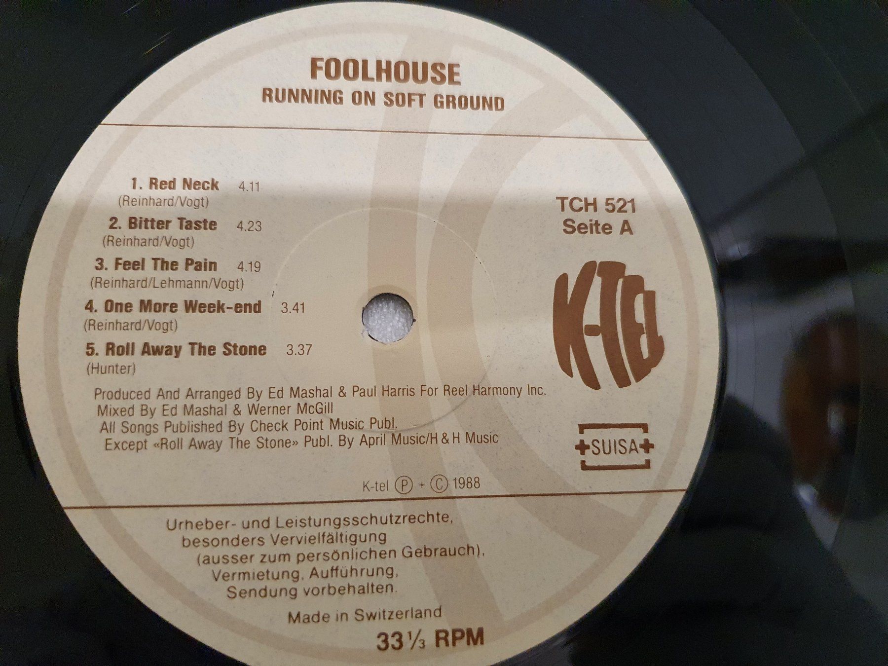 Vinyles: Fool House – Running On Soft Ground – D'occasion à Uster par Vinyl-Leidenschaft 3