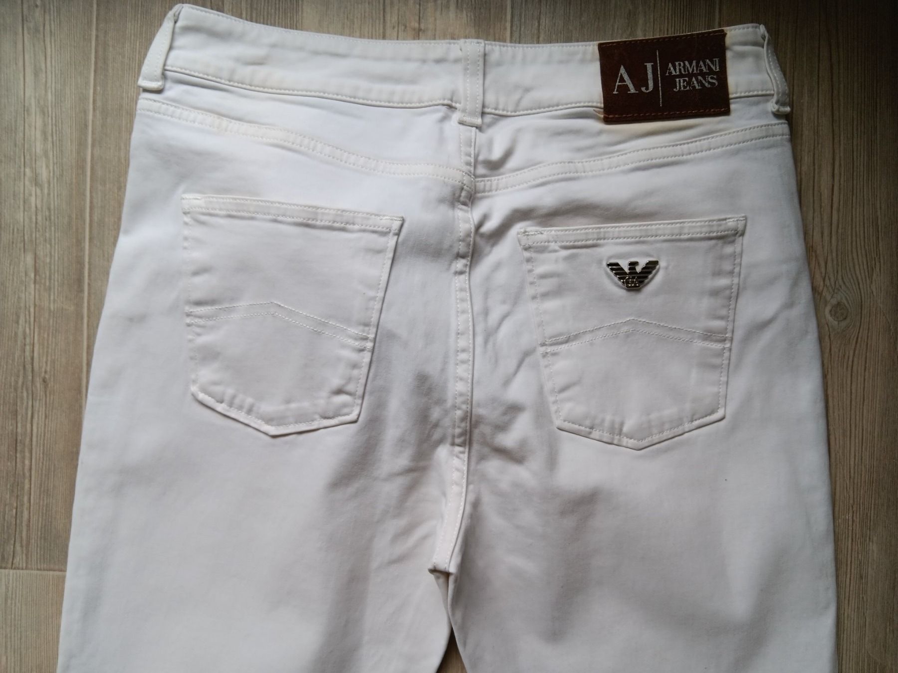 Armani Jeans: AJ ARMANI JEANS Jeans taille / Grosse 30 – Usato da Cossonay-ville venduto da Super-Price-Quality 6