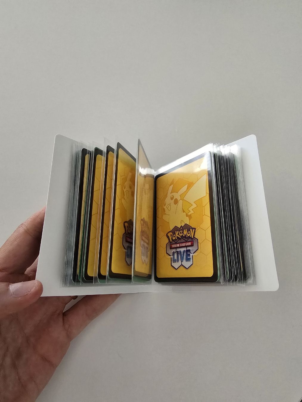 Pokémon Carte collezionabili: Pokemon TCG Mini-binder Bulk Code Cards – Nuovo (secondo la descrizione) da Fully venduto da MrGabriel 2