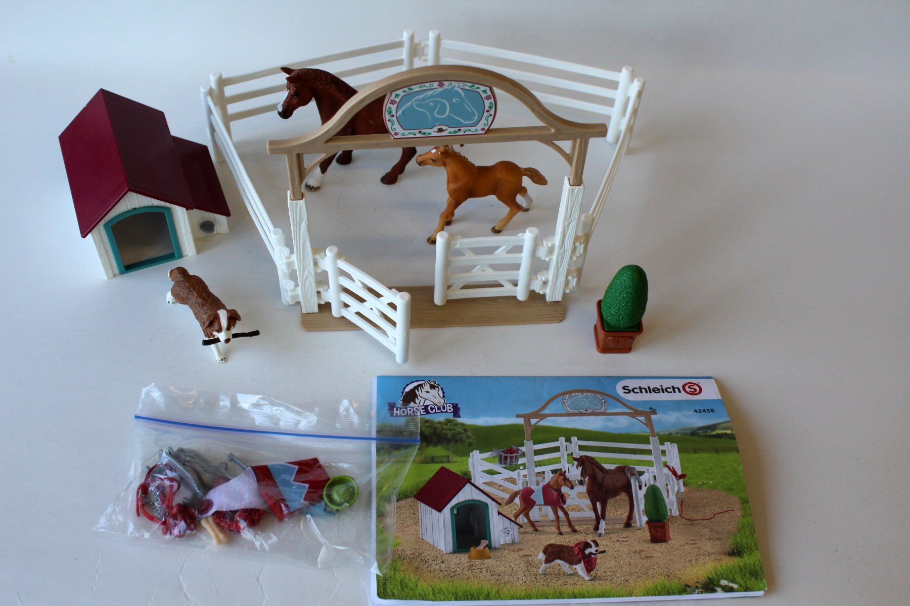 Schleich Giocattoli: SCHLEICH - Pferde mit Zubehör – Usato da Roggwil BE venduto da Hemhem