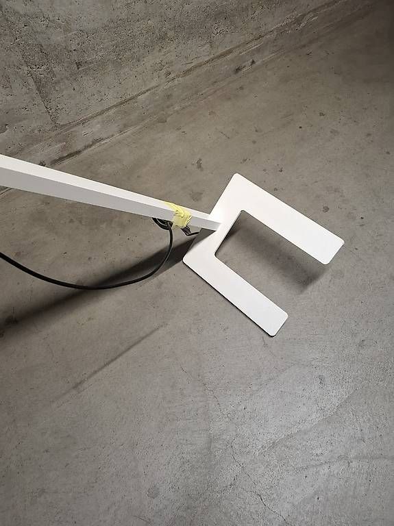 Lampade: Stehlampe LED – Usato da Münchenstein venduto da Salvis_68 1