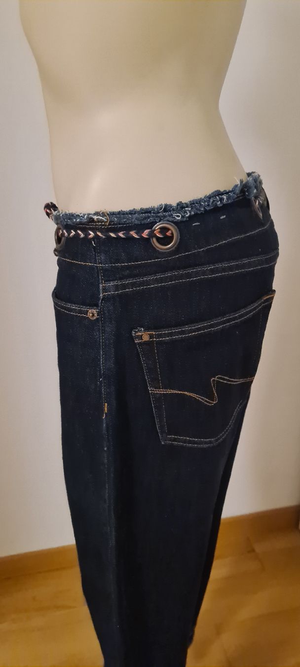 Nile Jeans: Nile Jeans – Usato da Luzern venduto da asmele2 2