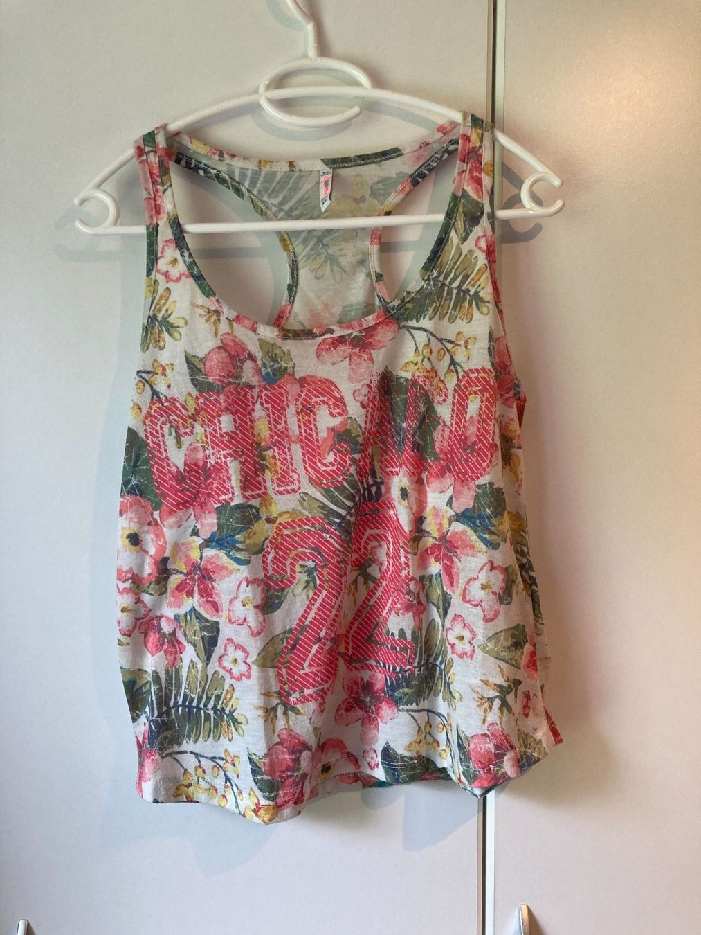 Top: Top Gr. XS – Usato da Thun venduto da Vans_98