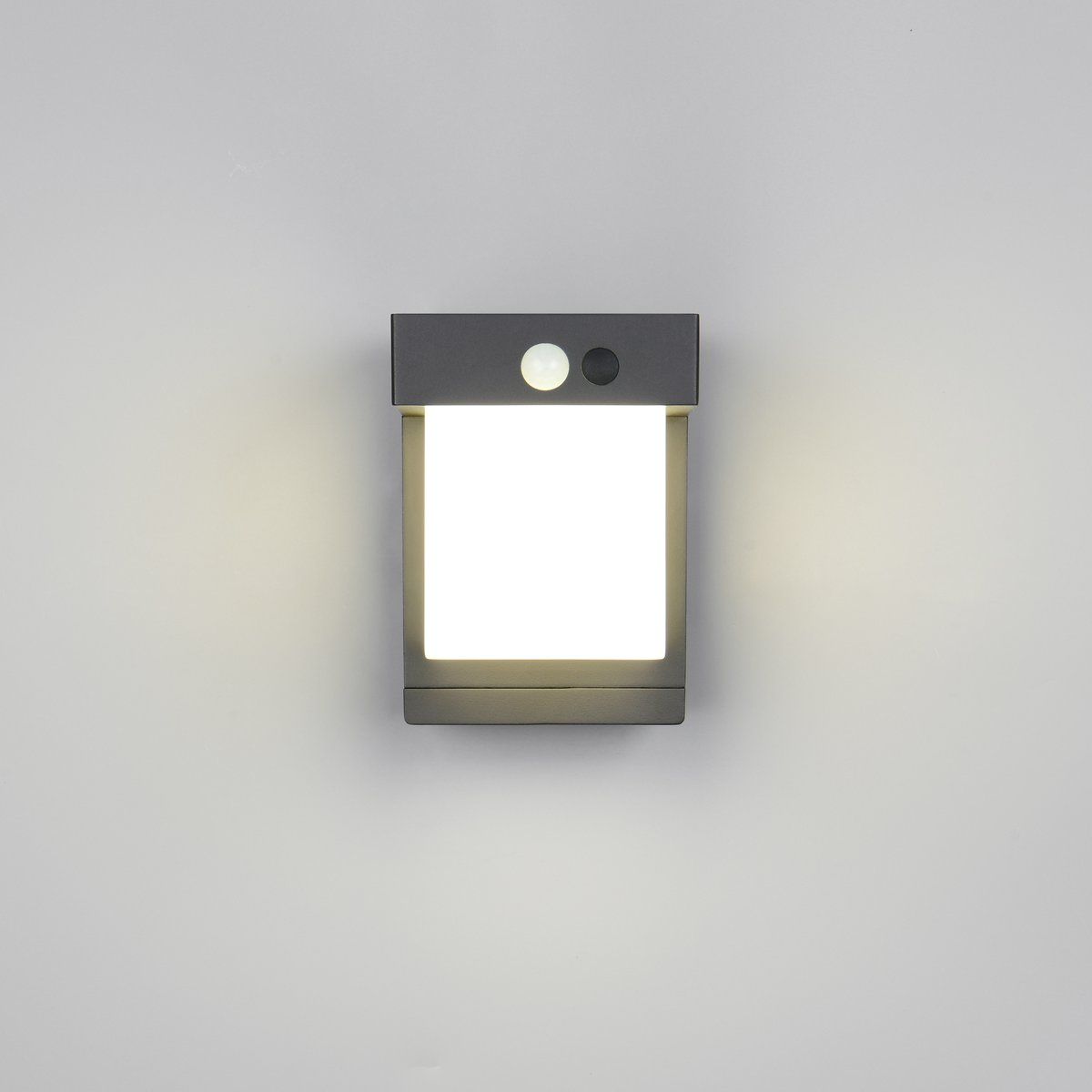 Lampade: LED Aussen Wandleuchte, 14 cm x 10 cm – Nuovo (secondo la descrizione) da Kreuzlingen venduto da Smart-Light 3