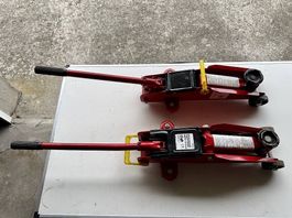 Crics de levage hydraulique pour voiture. 
